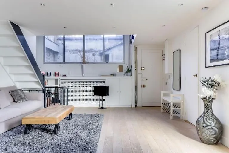 פריז Guestready - Appartement Terrasse Vue Tour Eiffel