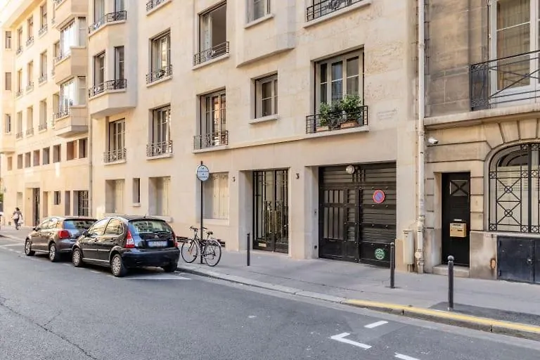פריז Guestready - Appartement Terrasse Vue Tour Eiffel